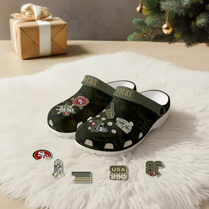 SF Salute To Service 2026 Edition Camo Clogs - Charms Gift Set